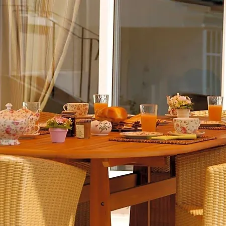 Chez Camille Эперне